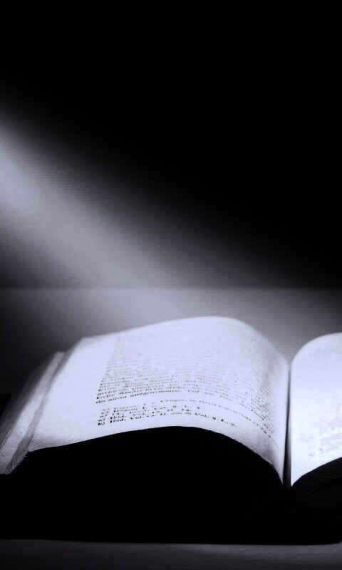 Святая книга обои