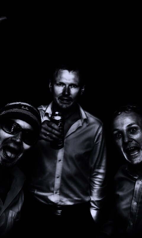 Колоритная тройка обои