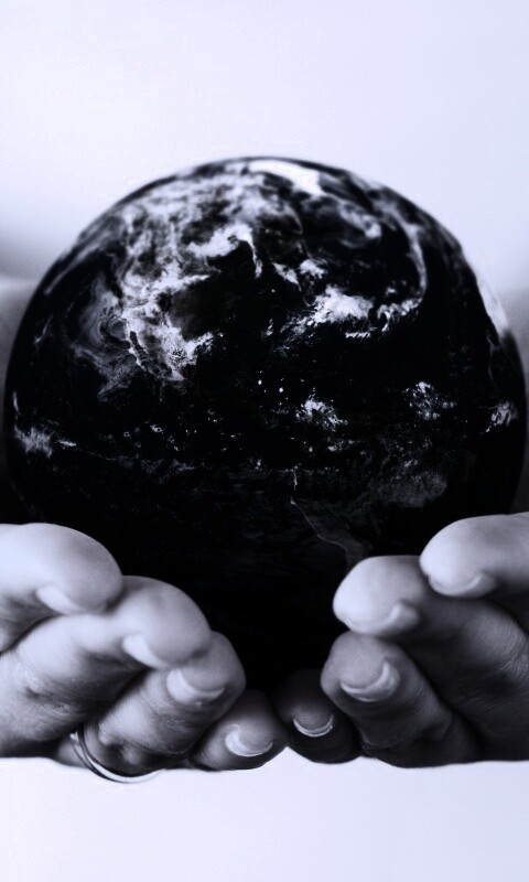 Весь мир в твоих руках обои