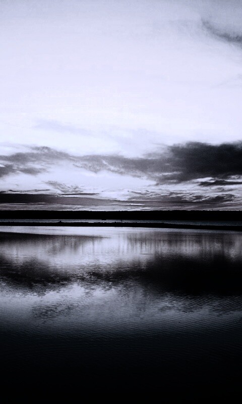 Закат над озером обои