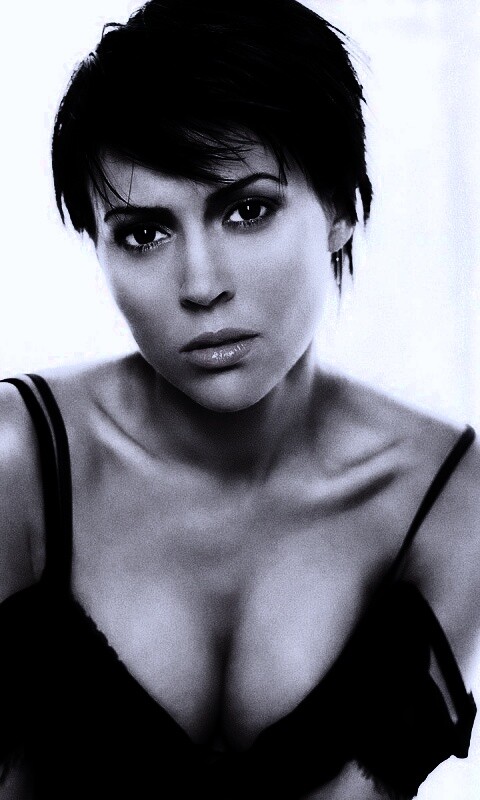 Алиса Милано обои