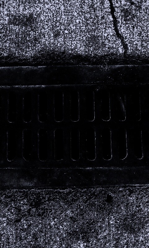 Канализационная решетка обои