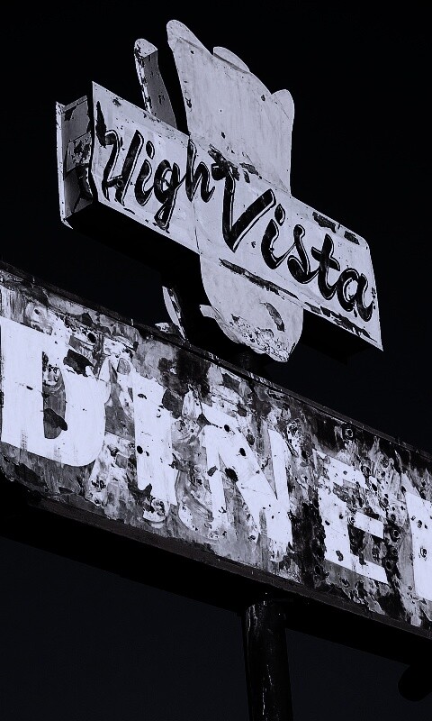 Вывеска заброшенного ресторанчика обои