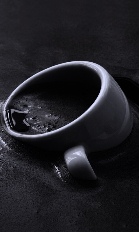 Чашка тонет в кофе обои