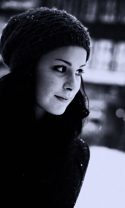 Девушка зимой обои