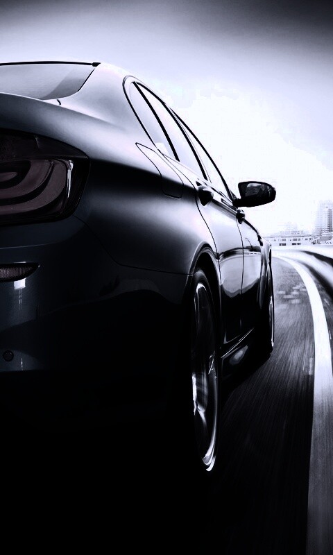 BMW F10 на повроте обои