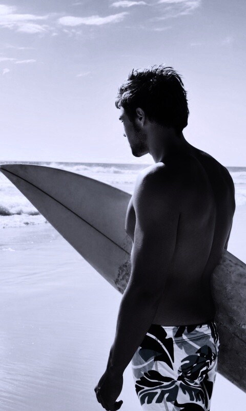 Собирается оседлать волну обои