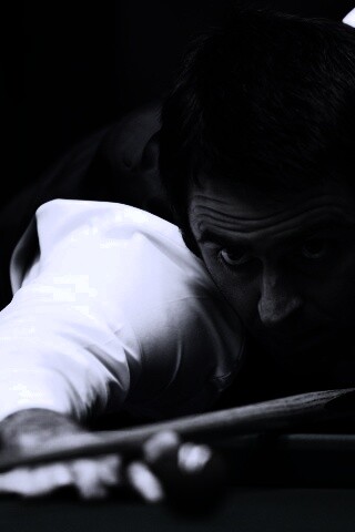 Игрок в бильярд обои