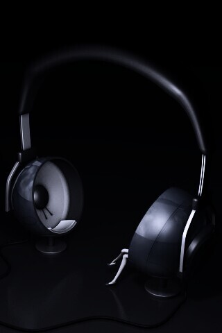 Девушка в наушниках обои