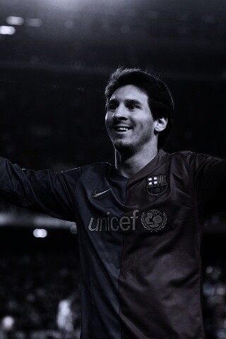 Месси на поле обои