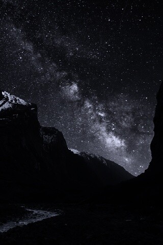 Обрыв под звездным небом обои