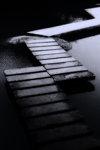 Дорожка над водой обои