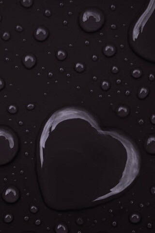 Капли на красном фоне обои