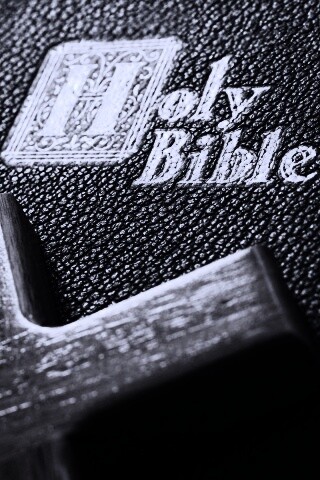 Святая книга обои