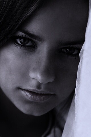 Красивая молодая девушка обои