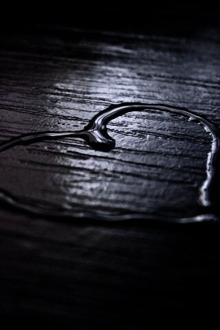 Сердечко из воды обои