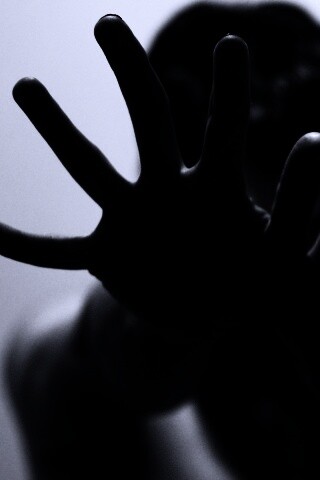 Руки тянутся к тебе обои