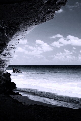 Скальный морской берег обои