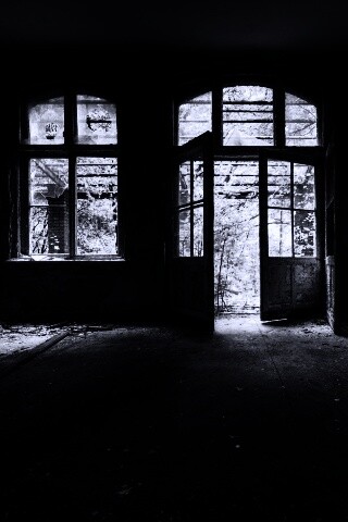 Комната в заброшенном здании обои