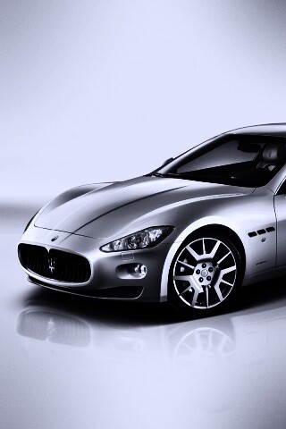 Грандтуризмо на белом фоне обои