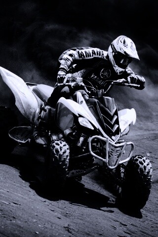 Спортсмен на квадроцикле обои