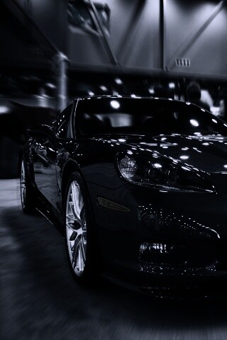 Машина на выставке обои