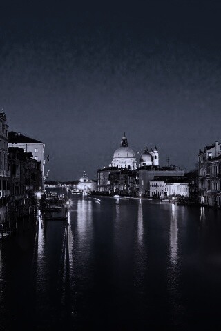Канал в Венеции обои
