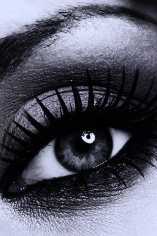 Макияж и цветок обои