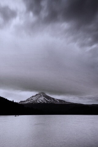 Закат над горой обои