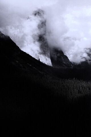 Туман в горах обои