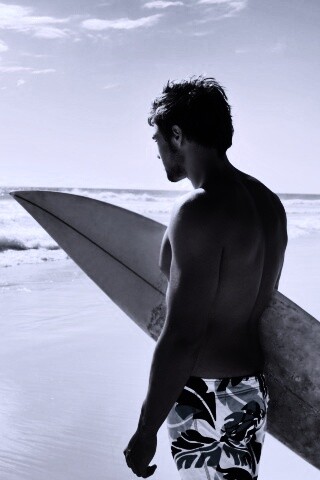 Собирается оседлать волну обои