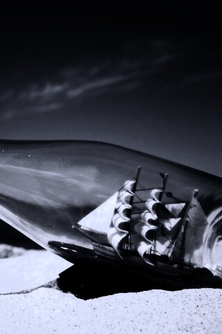 Парусник в бутылке обои