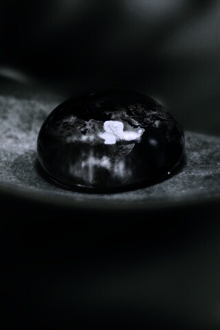 Целый мир в капле воды обои