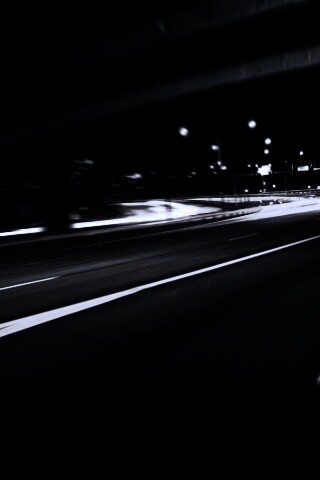 Дорога в ночном городе обои