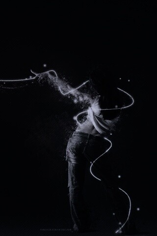 Девушка с бабочкой обои