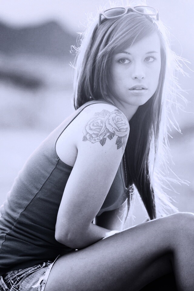 Синяя кофточка обои