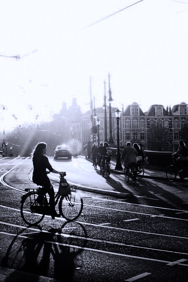 Утро в европейском городе обои