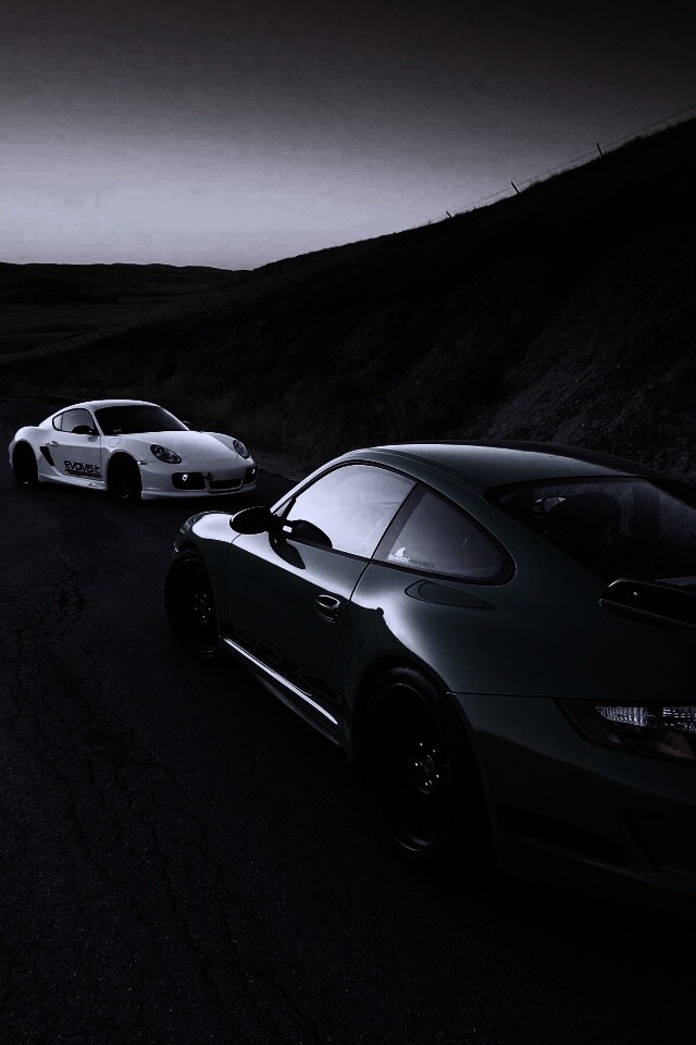 Два порша на горной дороге обои