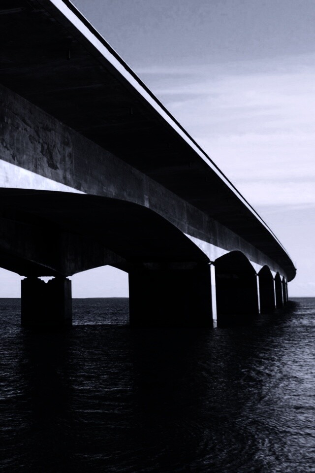 Опоры моста обои