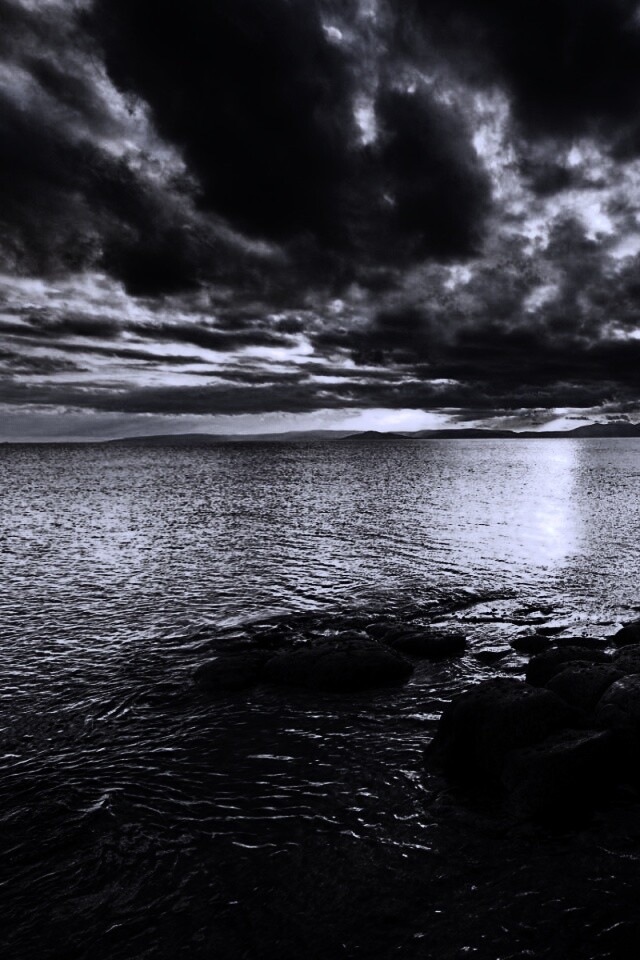 Красивый вид на вечернее море обои