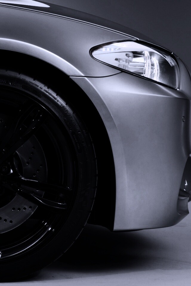 Чёрный литой диск БМВ обои