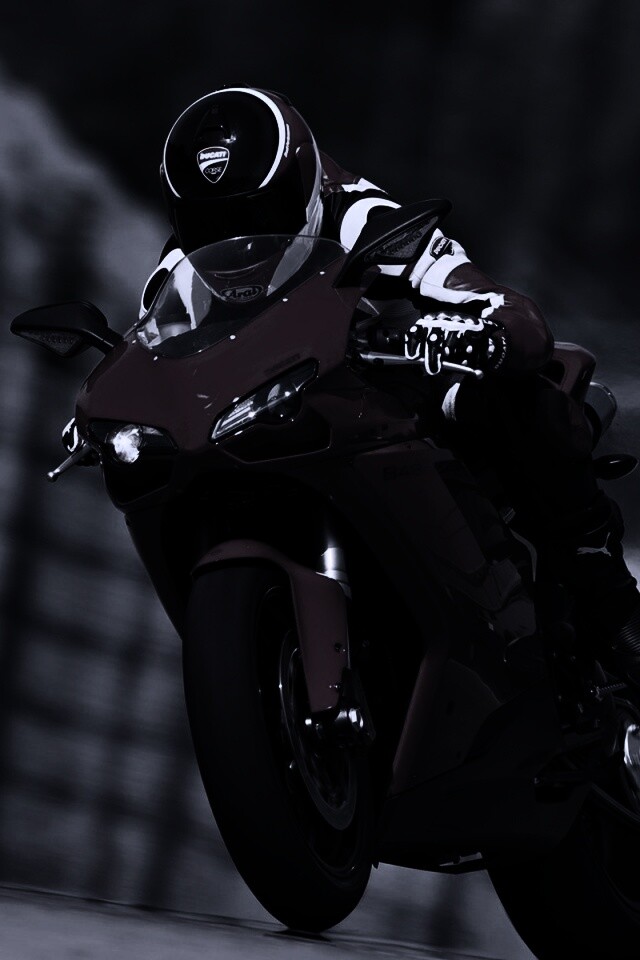 Мотоциклист на Дукати 848 обои