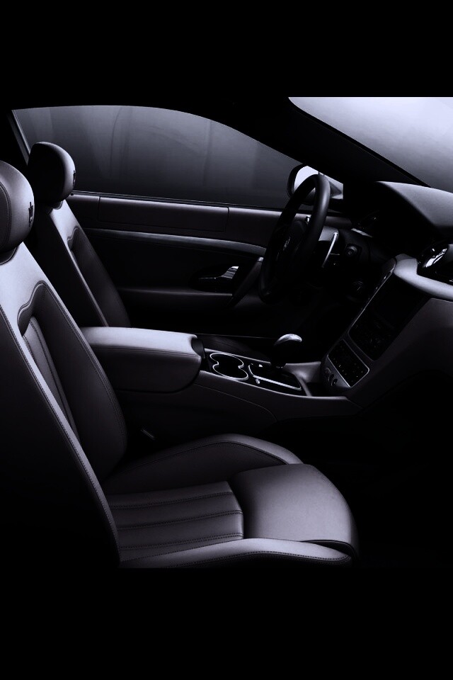 Салон Мазерати обои