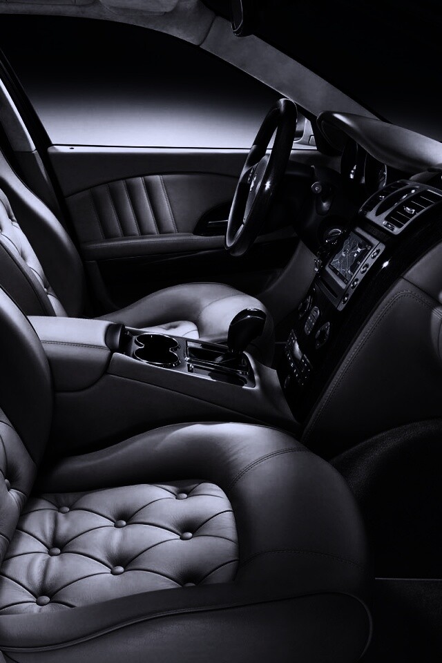 Салон Maserati обои