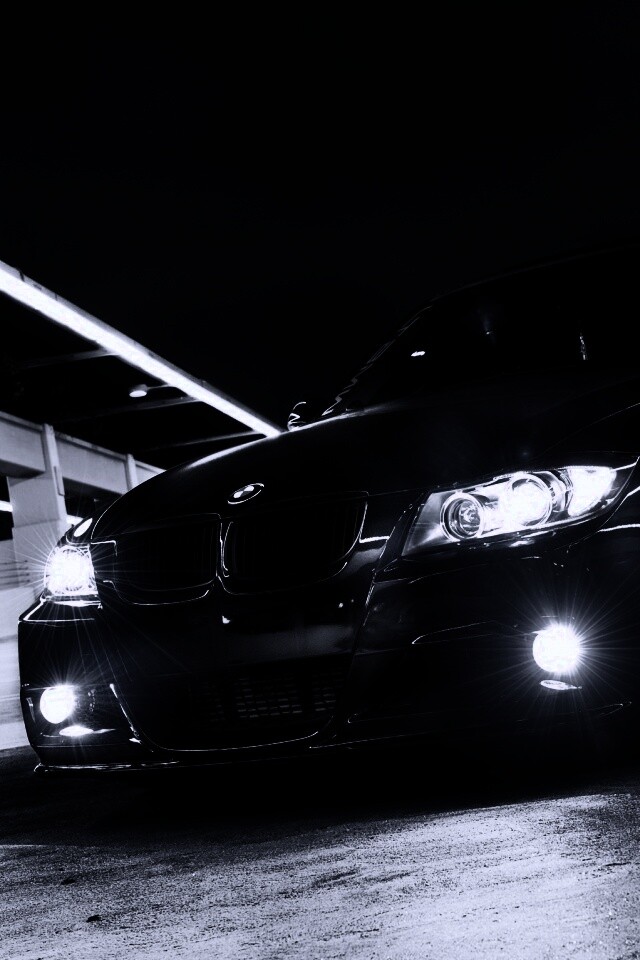 Чёрный БМВ обои