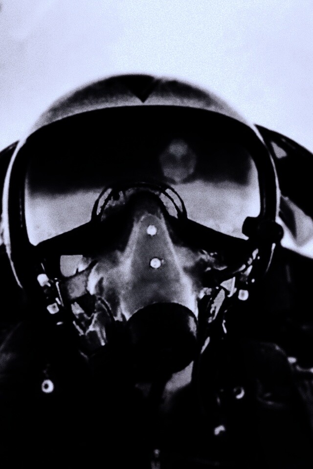 Пилот истребителя обои