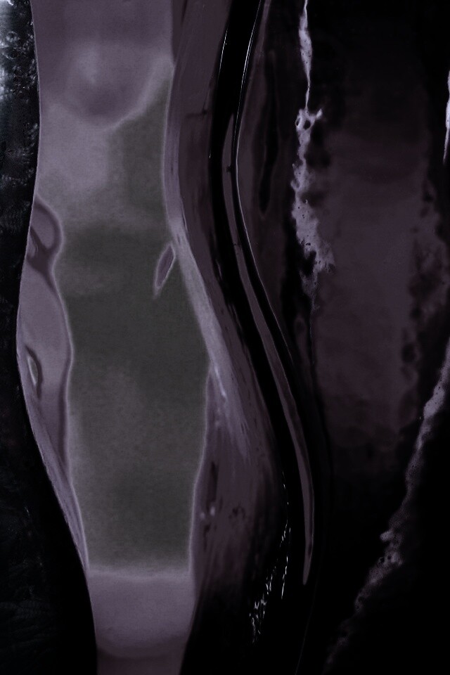 Цветные линии на стекле обои