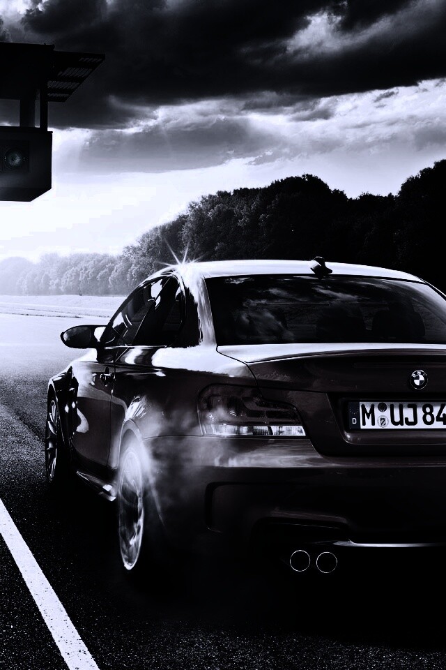 Оранжевый BMW серии M обои