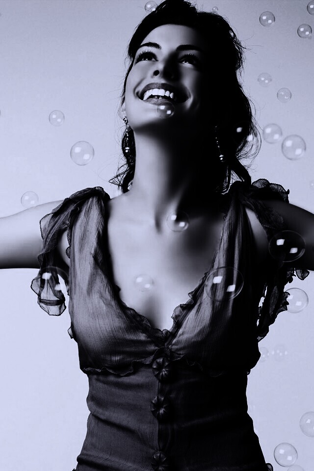 Энн Хэтэуэй обои