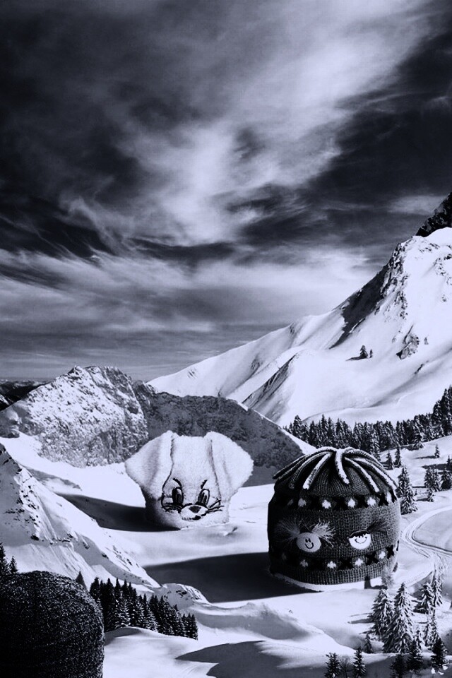 Прикольные шапки на горных вершинах обои